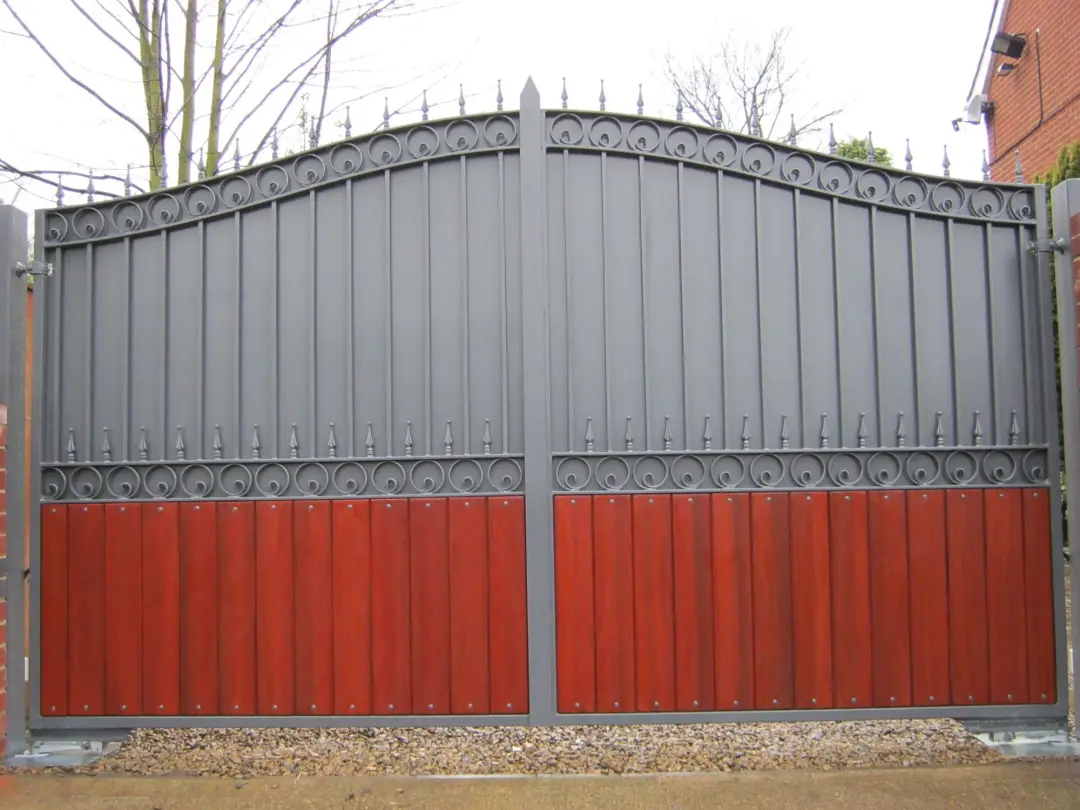gate made from wood and steel